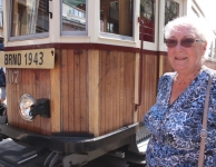 Po 70 letech opět v dřevěné tramvaji
